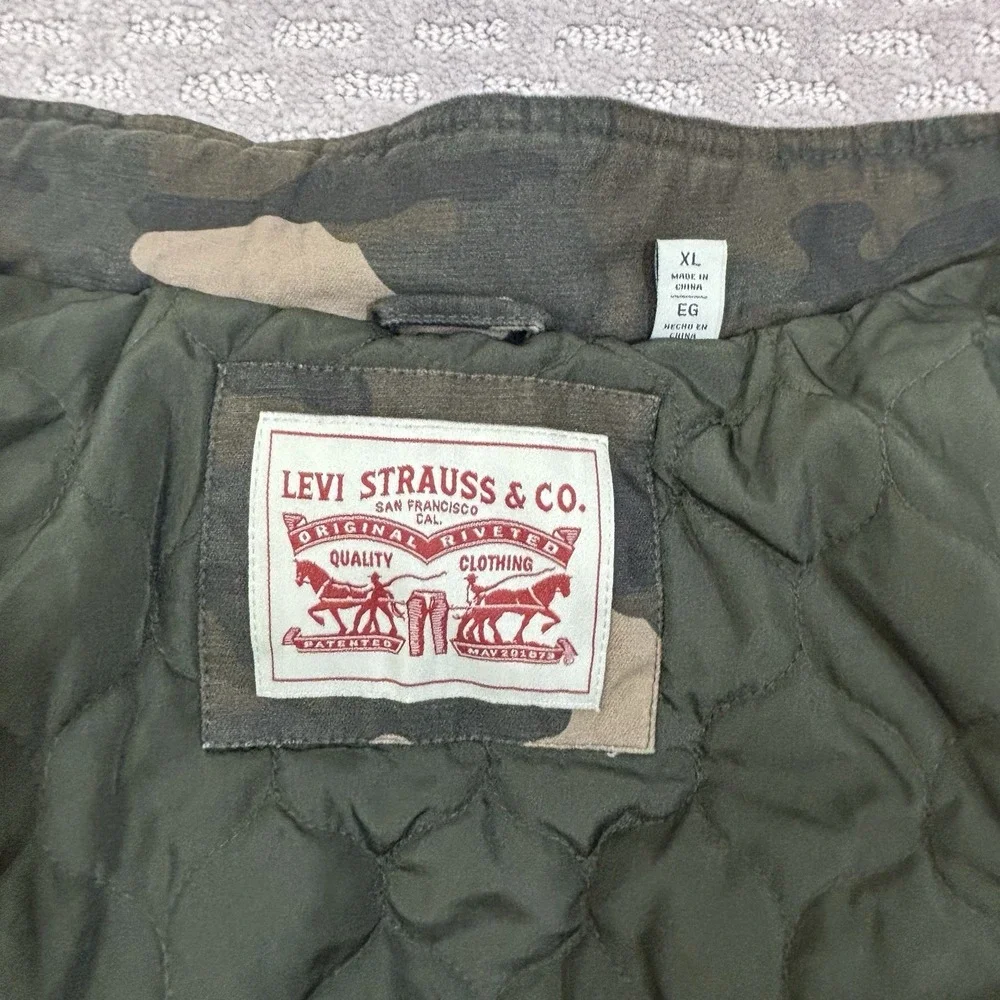 Levi's Military Field Jacket Men's XL Full Zip Quilted Lined CAMO CAMOUFLAGE